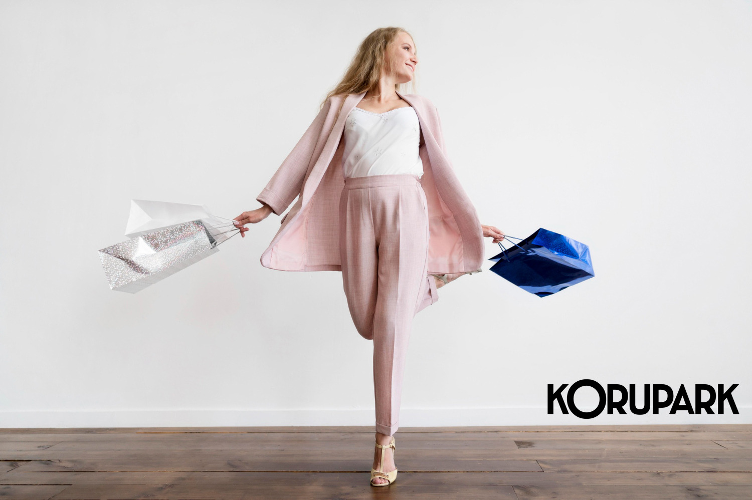 “2025 Modasında Öne Çıkan Trendler: Korupark AVM’de Stil Rehberi” Image
